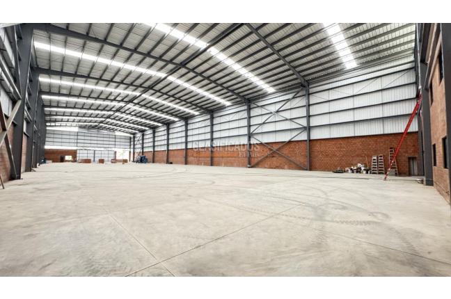 Locales y Bodegas, Alquiler, Yumbo - $103.500.000