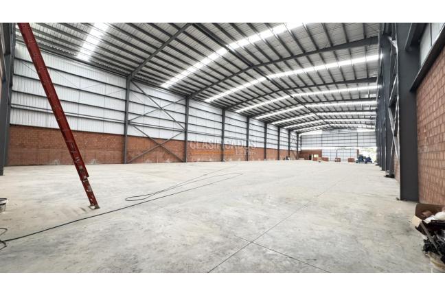 Locales y Bodegas, Alquiler, Yumbo - $103.500.000