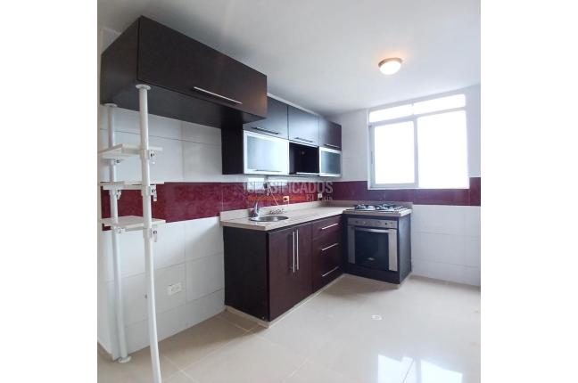 Apartamentos, Alquiler, Menga - $2.700.000