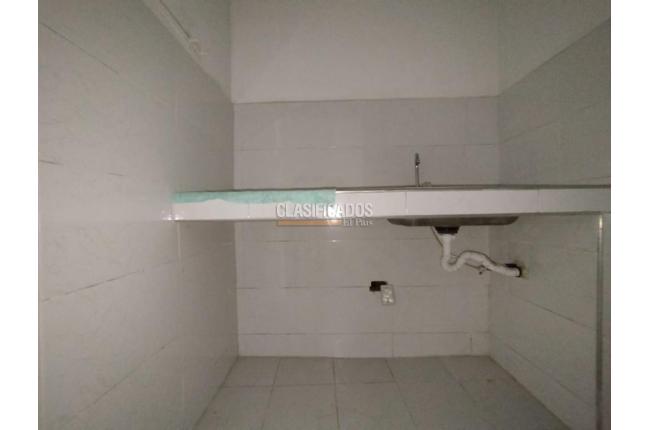 Locales y Bodegas, Alquiler, San Nicolás - $18.000.000