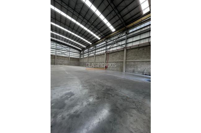 Locales y Bodegas, Alquiler en Acopi