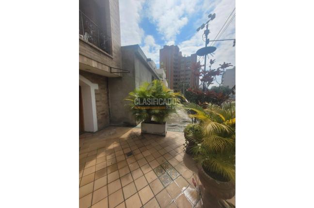 Locales y Bodegas, Alquiler, Centenario - $7.950.000