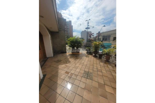 Locales y Bodegas, Alquiler, Centenario - $7.950.000