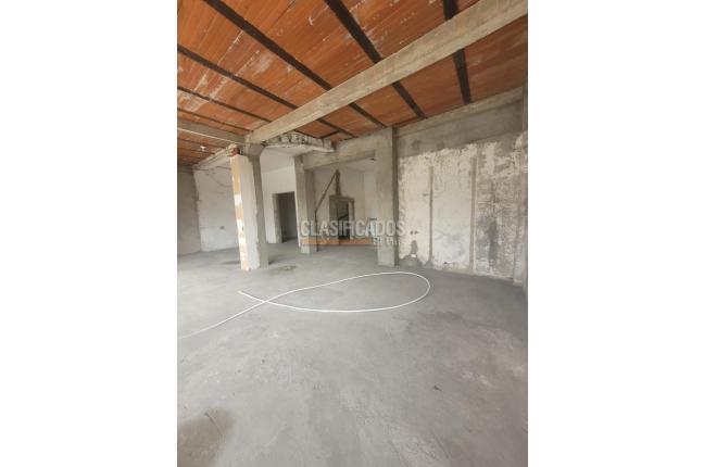 Locales y Bodegas, Alquiler, Centenario - $7.950.000