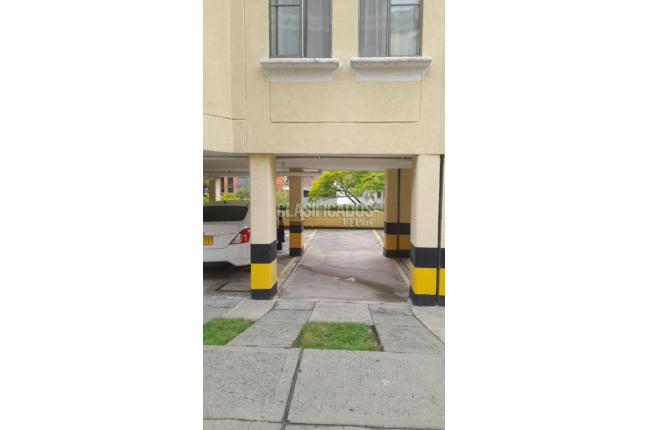 Apartamentos, Venta, Seminario - $300.000.000