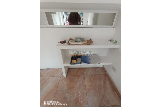 Locales y Bodegas, Alquiler, Bretaña - $950.000