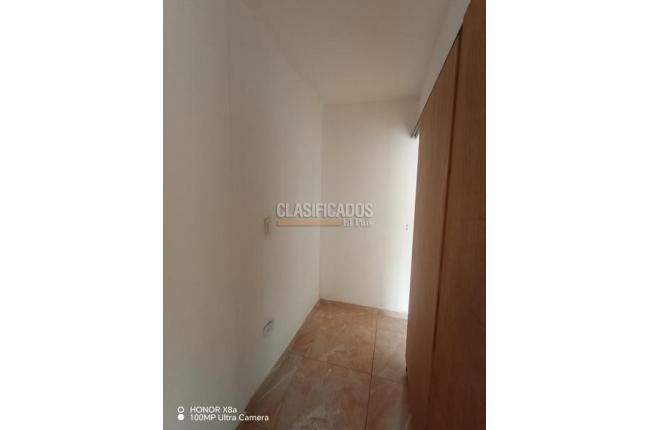 Locales y Bodegas, Alquiler, Bretaña - $950.000