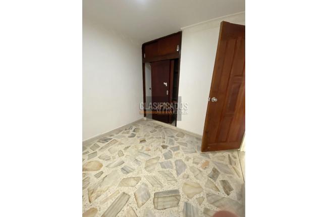 Casas, Venta, Atanasio Girardot - $550.000.000