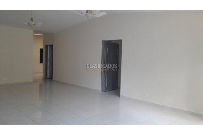 Casas, Alquiler, Eucarístico - $3.500.000