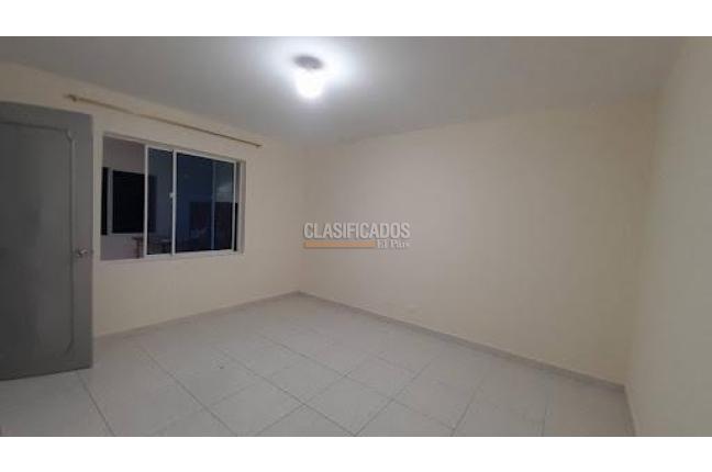 Casas, Alquiler, Eucarístico - $3.500.000