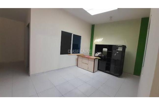 Casas, Alquiler, Eucarístico - $3.500.000