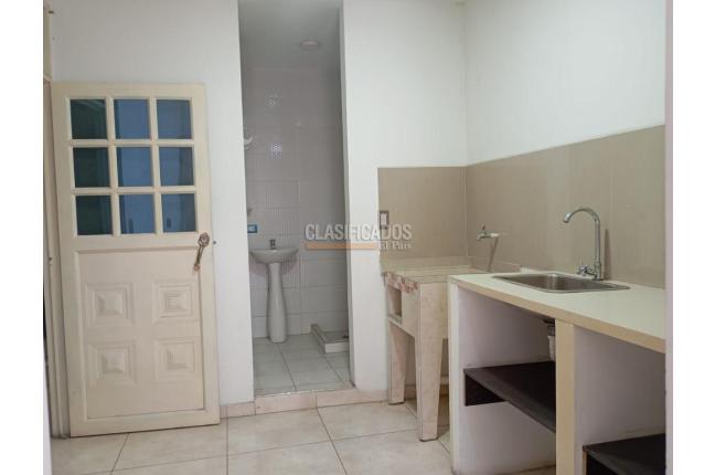 Apartaestudios, Alquiler, Calicanto - $900.000