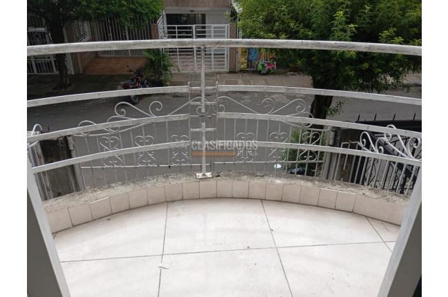 Apartaestudios, Alquiler, Calicanto - $900.000