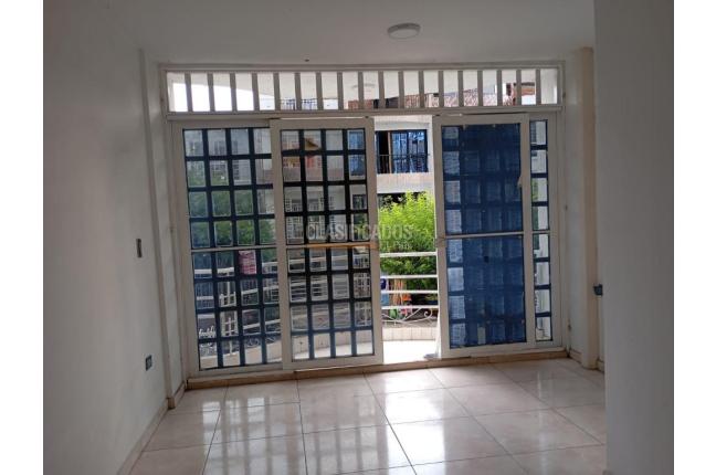 Apartaestudios, Alquiler, Calicanto - $900.000