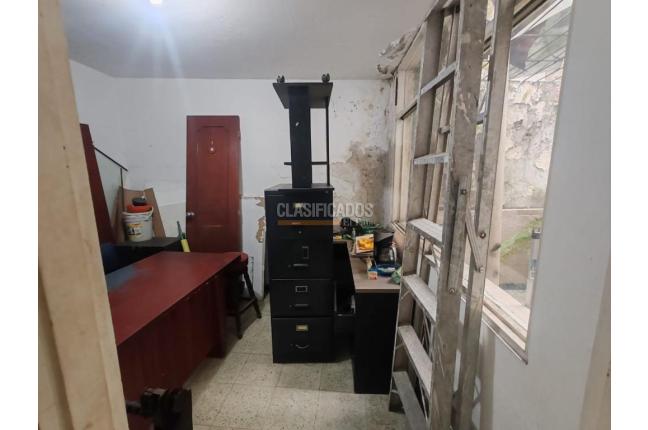 Locales y Bodegas, Alquiler, La Flora - $3.000.000