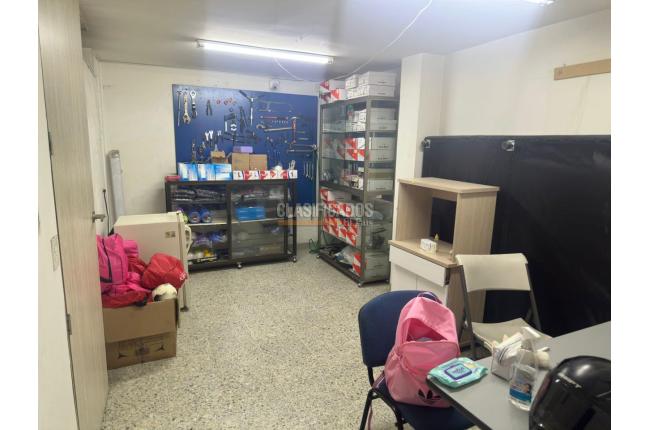 Locales y Bodegas, Alquiler, El Templete - $20.000.000