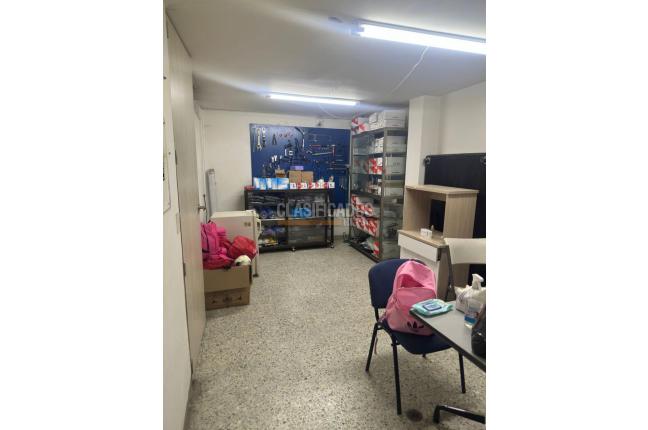 Locales y Bodegas, Alquiler, El Templete - $20.000.000