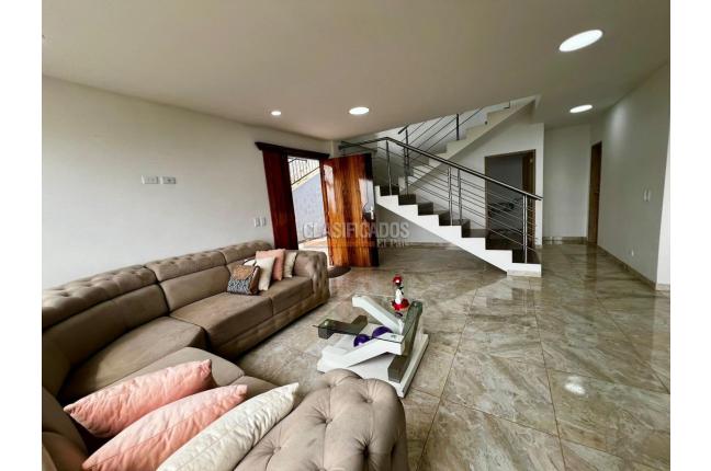 Casas, Alquiler, Bella Suiza - $4.500.000