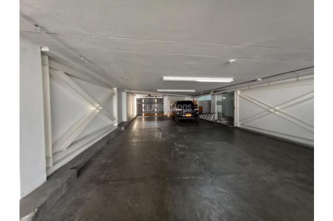 Edificios, Venta, Versalles - $7.000.000.000