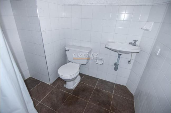 Edificios, Venta, Primero de Mayo - $3.990.000.000