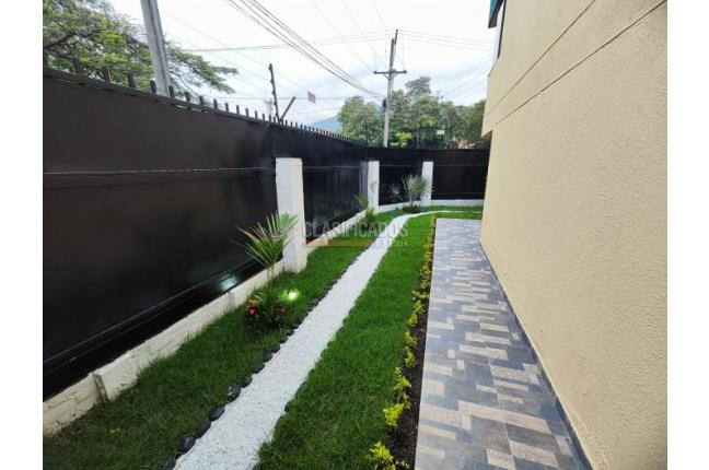 Casas, Venta, Prados del Norte - $560.000.000