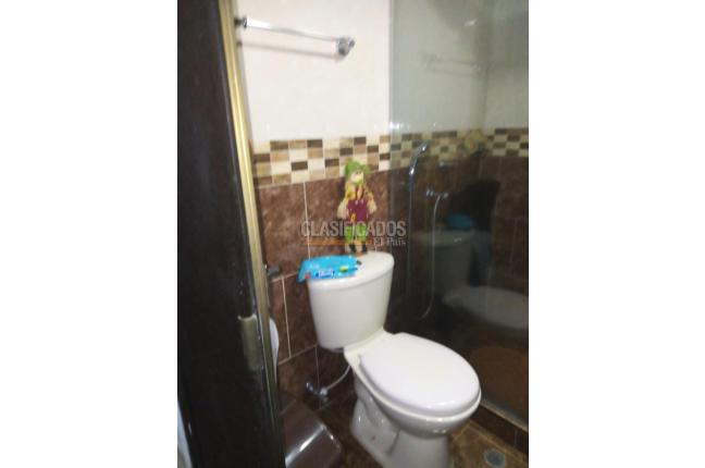 Casas, Venta en Villa del Lago