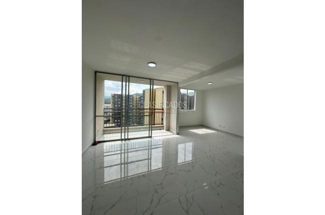 Apartamentos, Venta en Yumbo