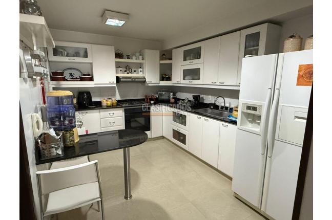 Apartamentos, Venta, Aguacatal - $1.100.000.000