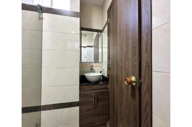 Apartaestudios, Alquiler, La Flora - $2.500.000