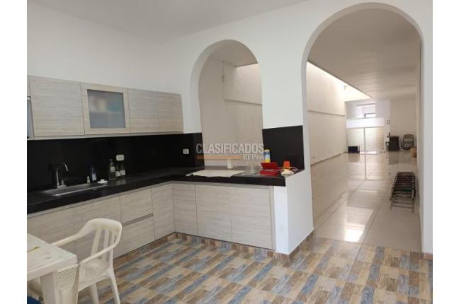 Casas, Venta, Bretaña - $550.000.000