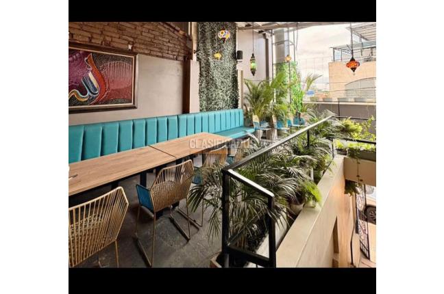 Locales y Bodegas, Alquiler, Granada - $15.000.000