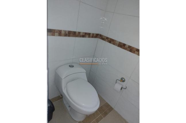 Locales y Bodegas, Alquiler, Colseguros - $3.200.000