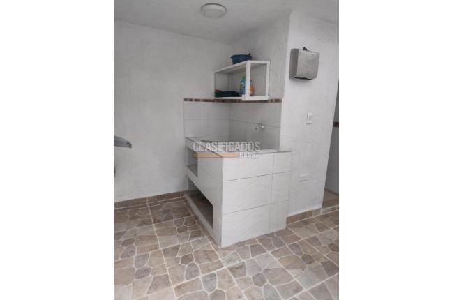 Locales y Bodegas, Alquiler, Colseguros - $3.200.000