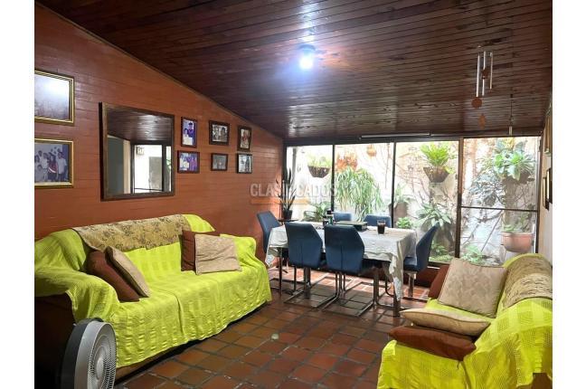 Casas, Venta, La Merced - $600.000.000