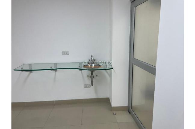 Locales y Bodegas, Venta, Pereira - $320.000.000