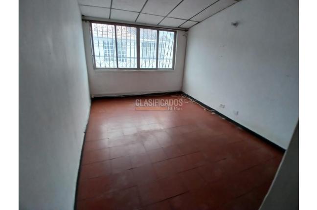 Casas, Alquiler, Álamos - $1.400.000