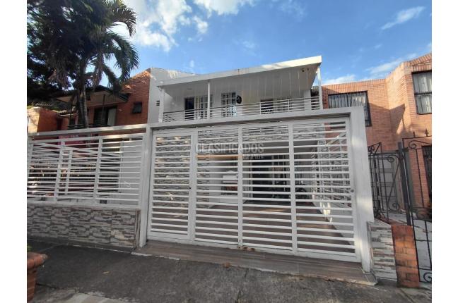 Casas, Venta en Valle del Lili