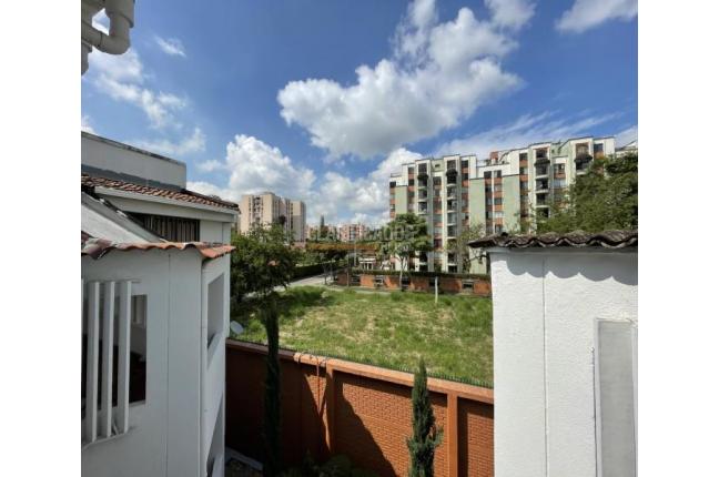 Apartamentos, Venta en Las Quintas de Don Simón