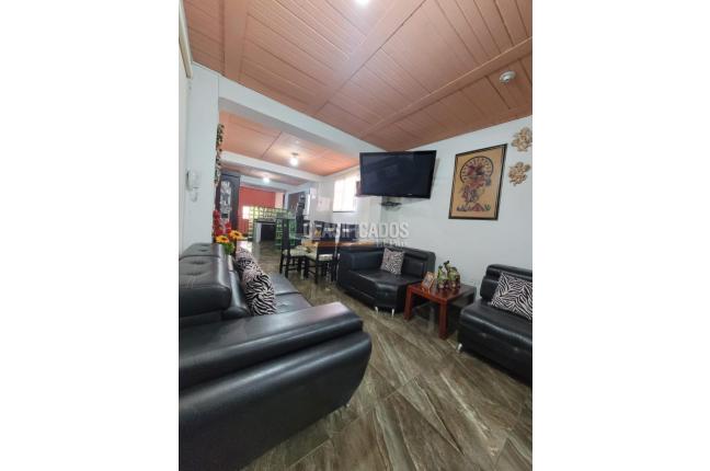 Edificios, Venta, Cristóbal Colón - $950.000.000