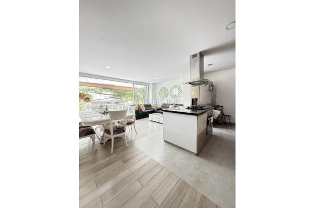 Apartamentos, Venta en Pance