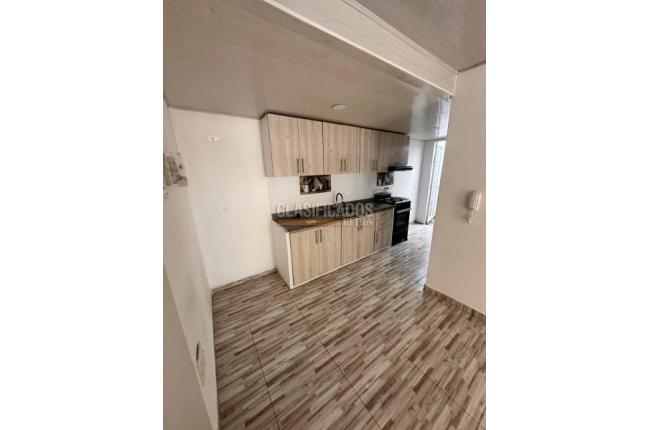 Casas, Alquiler, Candelaria - $900.000