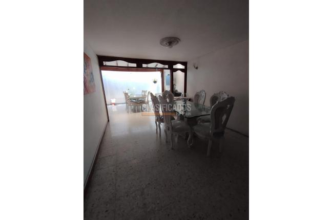 Casas, Venta, Prados del Norte - $585.000.000
