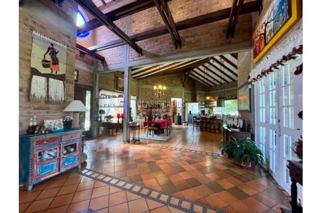 Casas, Venta, Yumbo - $2.200.000.000