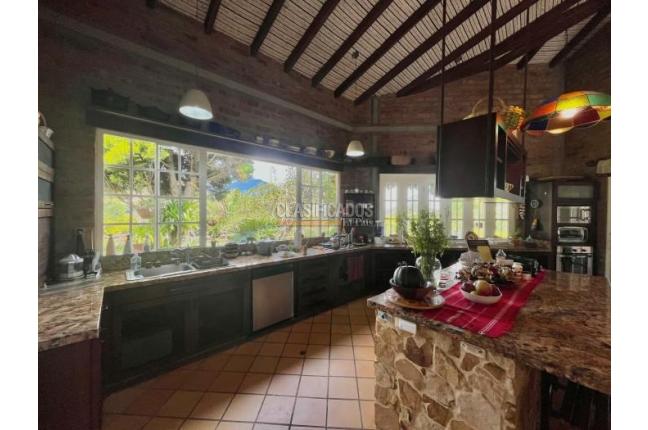 Casas, Venta, Yumbo - $2.200.000.000