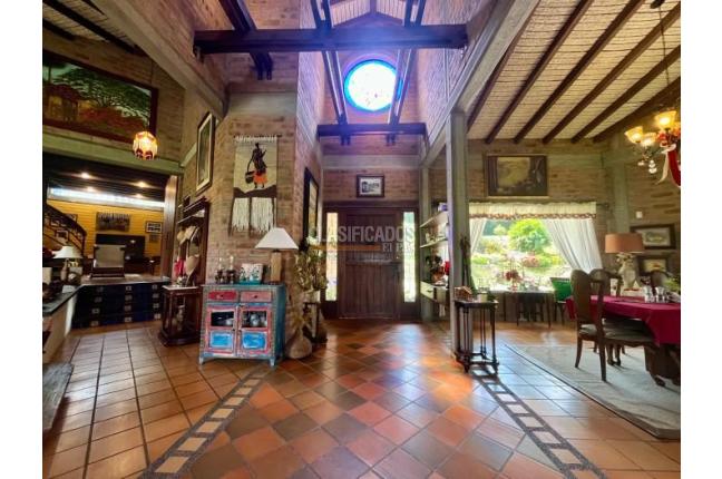 Casas, Venta, Yumbo - $2.200.000.000