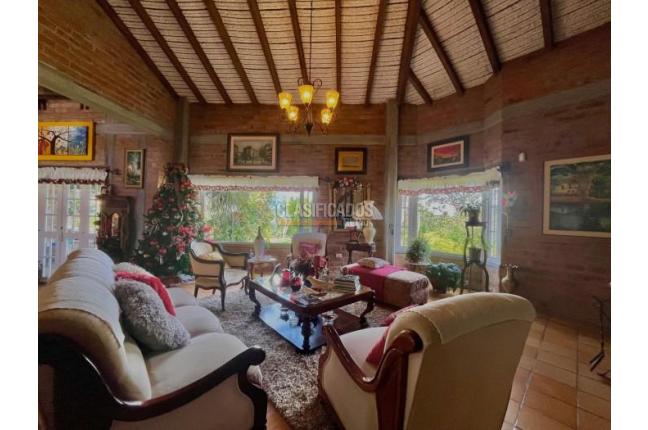 Casas, Venta, Yumbo - $2.200.000.000