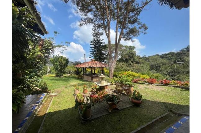 Casas, Venta, Yumbo - $2.200.000.000