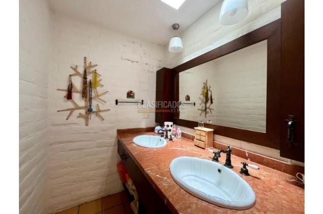 Casas, Venta, Yumbo - $2.200.000.000