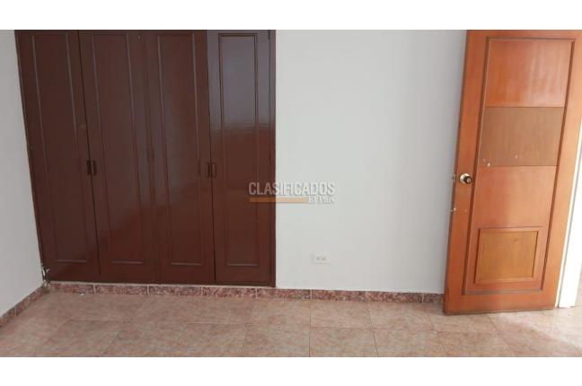 Apartamentos, Alquiler, San Vicente - $1.800.000