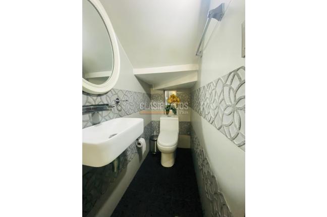 Casas, Venta, Paseo de los Almendros - $660.000.000